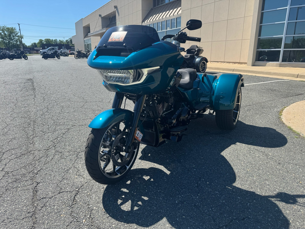 Road Glide® 3