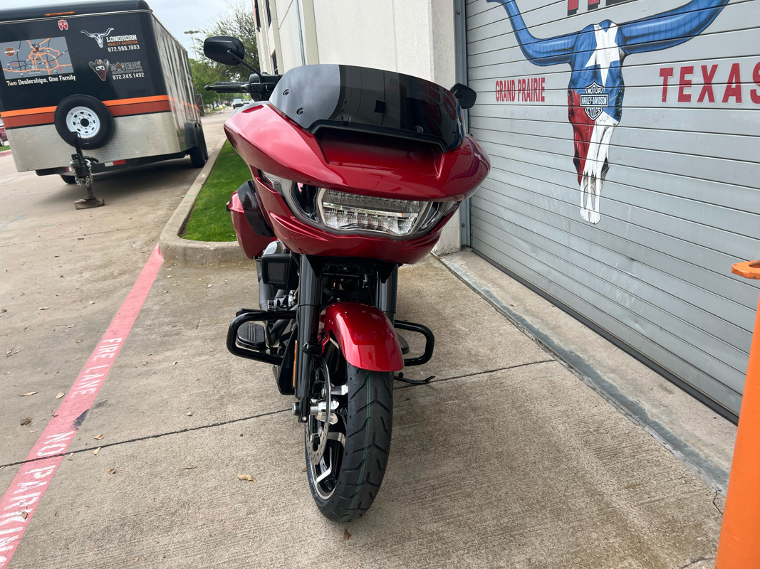 Road Glide®