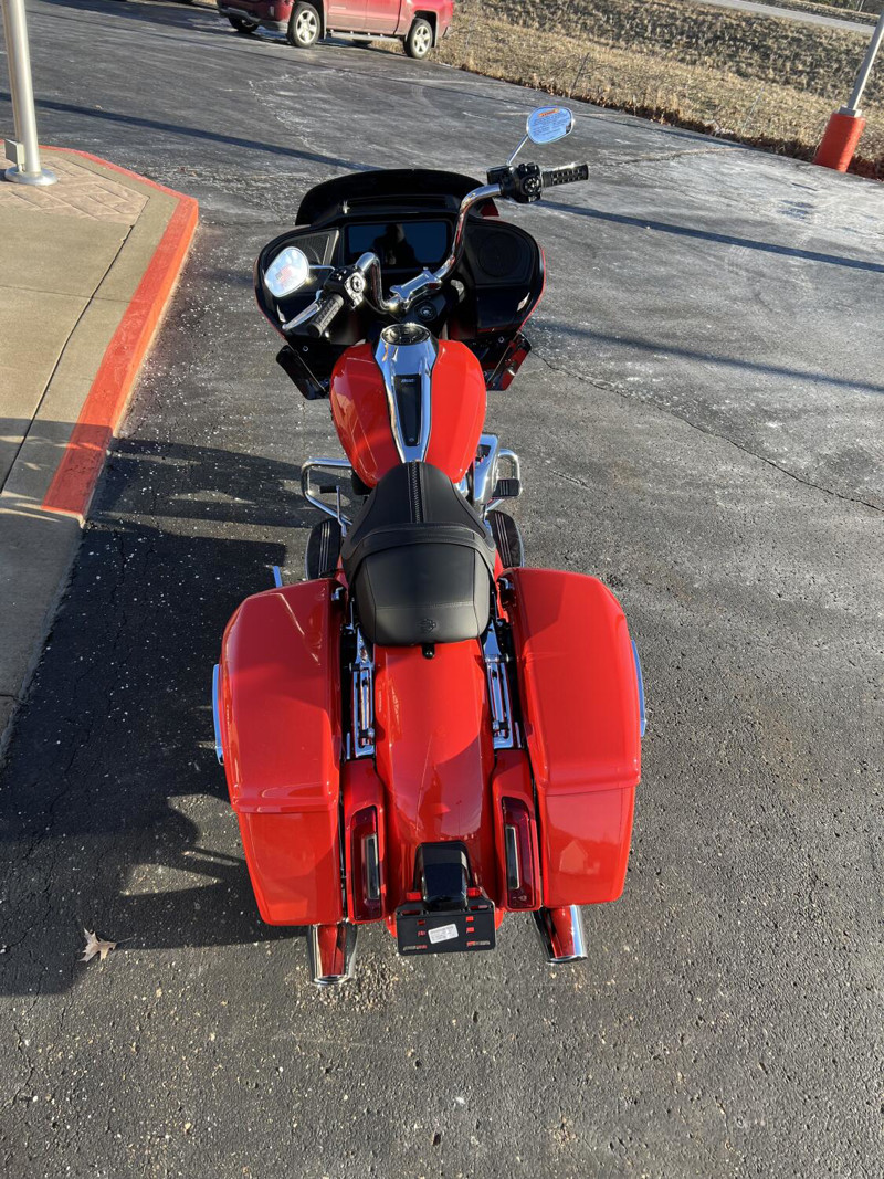 Road Glide®