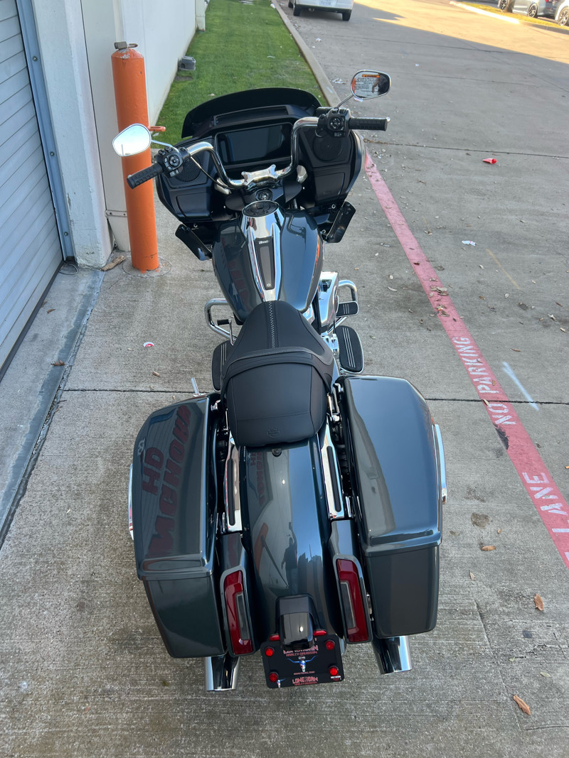Road Glide®
