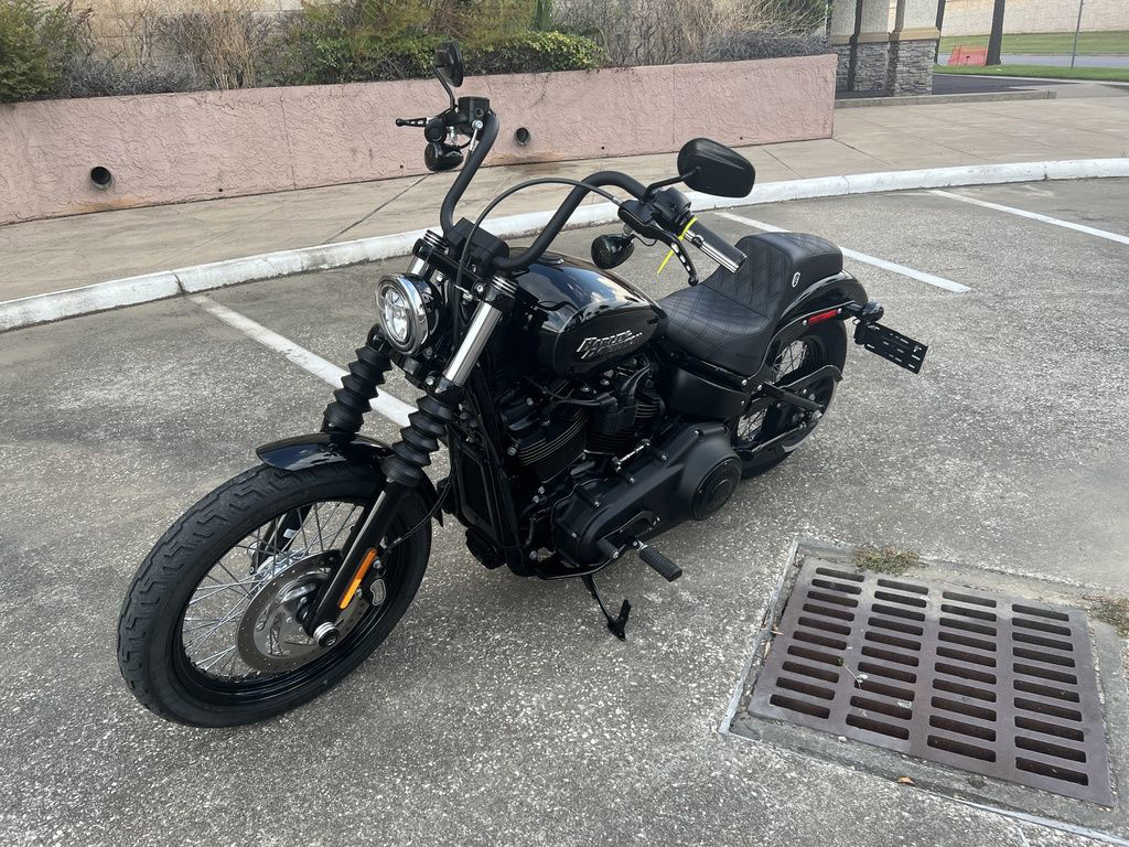Softail® Street Bob®