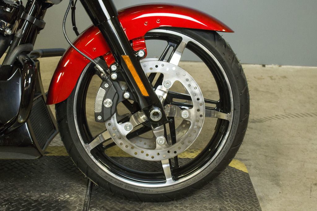 Road Glide®