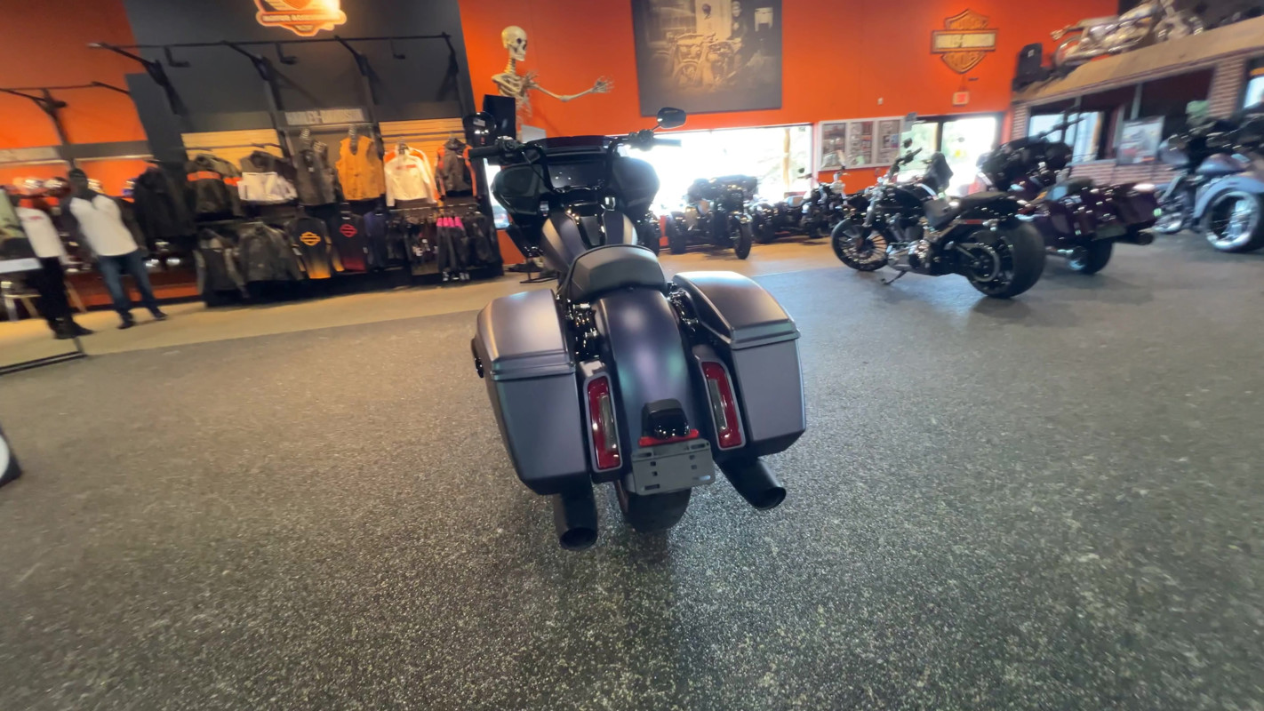 Road Glide®