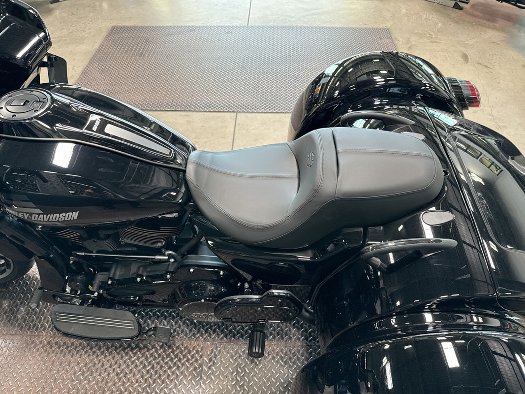 Road Glide® 3