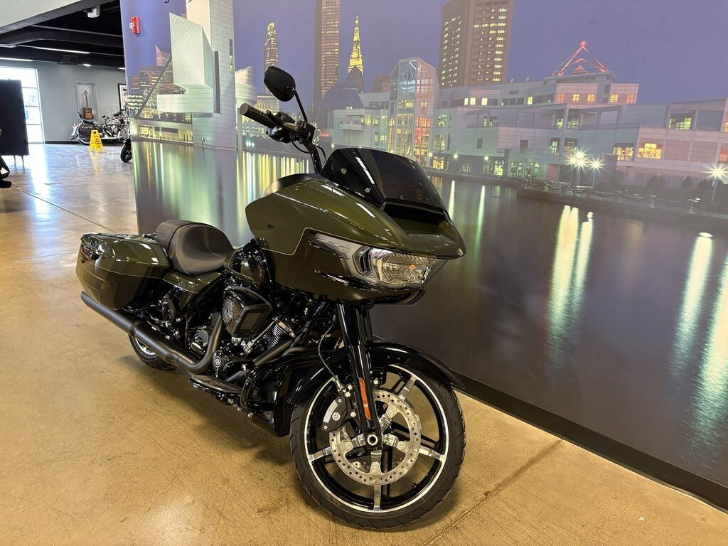 Road Glide®