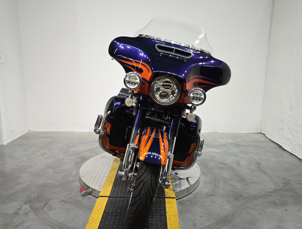 CVO® Street Glide®