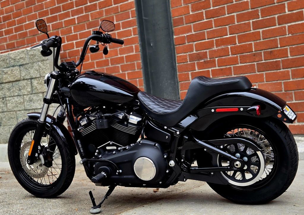 Street Bob®