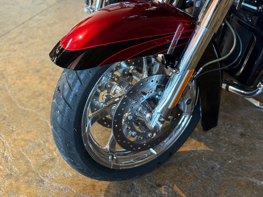 CVO™ Road Glide® Ultra
