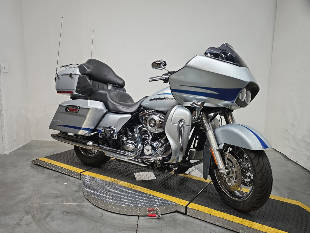 Road Glide® Ultra