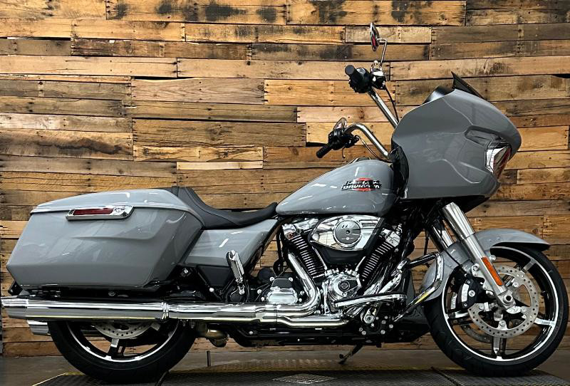 Road Glide®