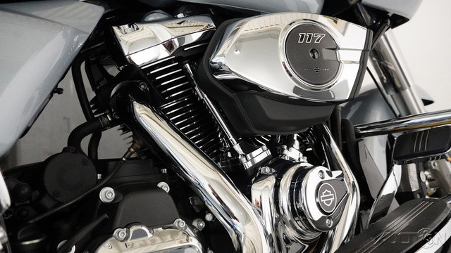 Road Glide®