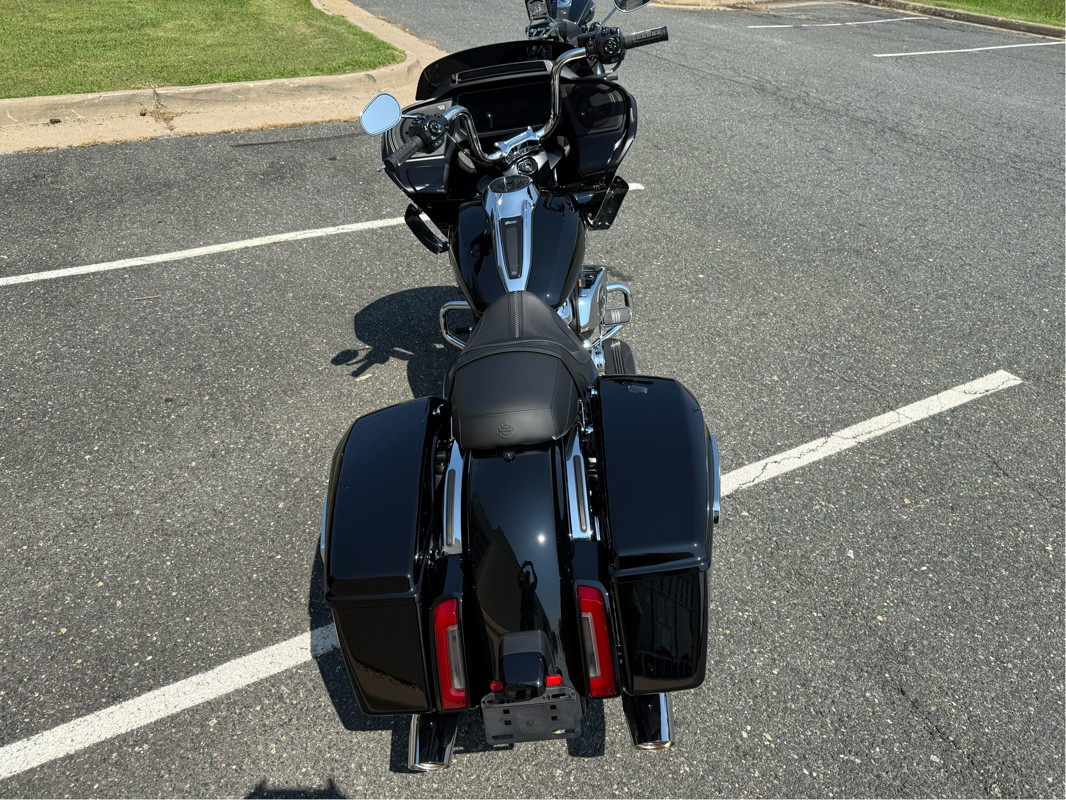 Road Glide®