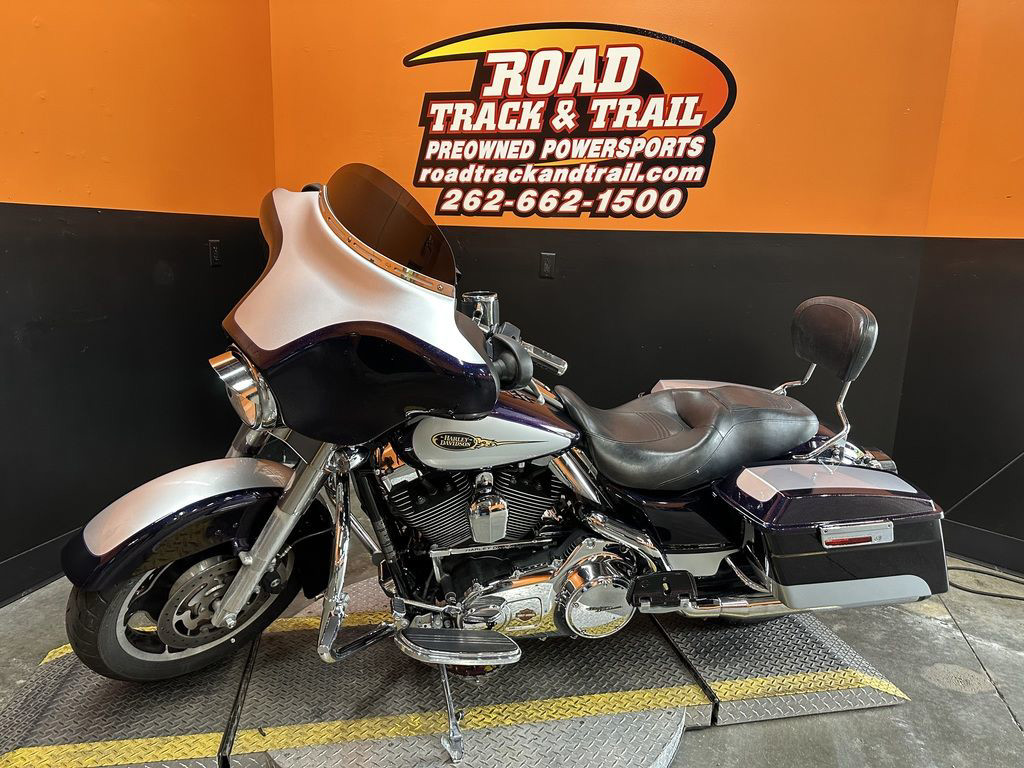 Street Glide®