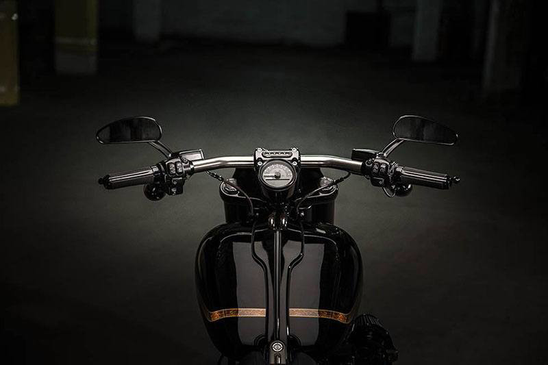 CVO® Pro Street Breakout®