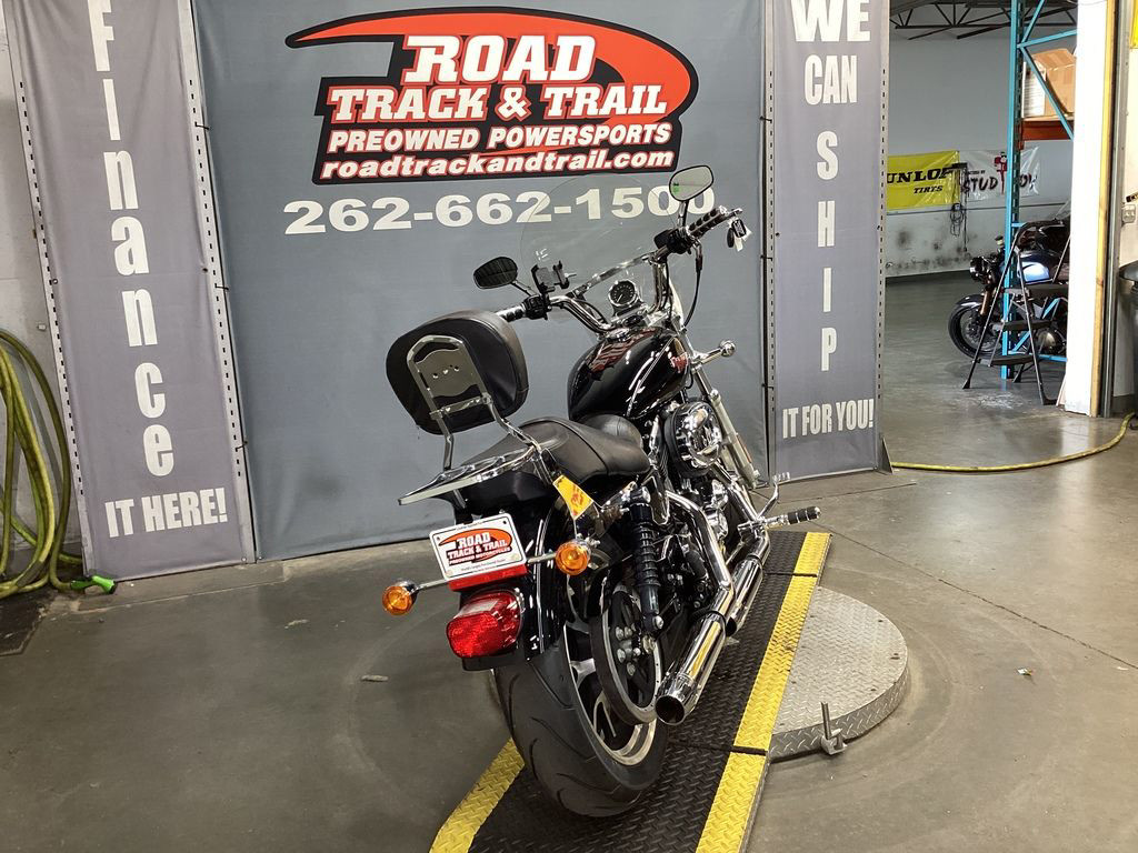 Sportster® SuperLow® 1200T