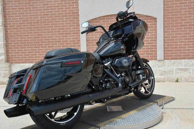 Road Glide®