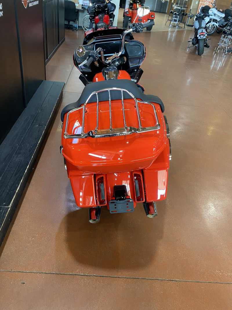 Road Glide®