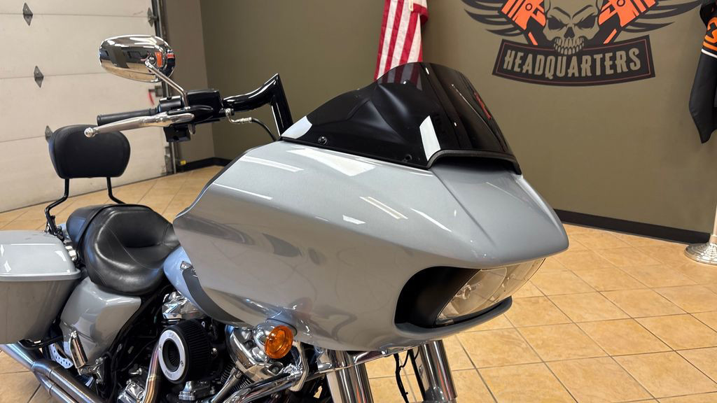 Road Glide®