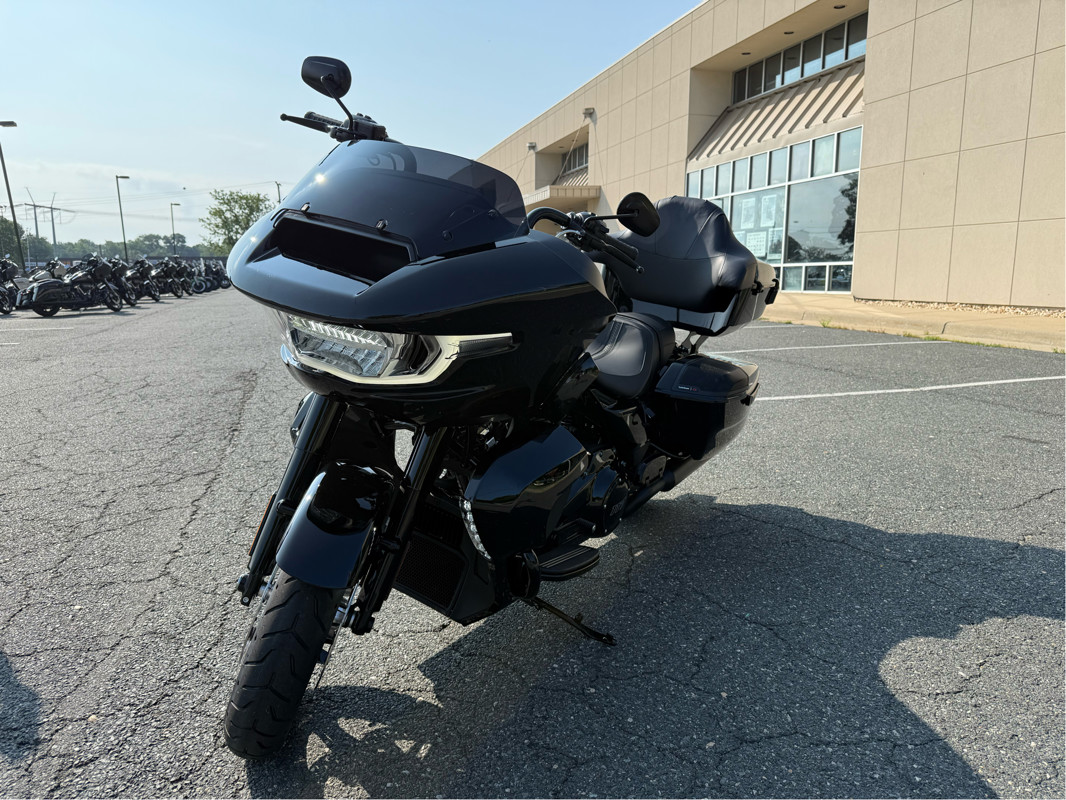 Road Glide®