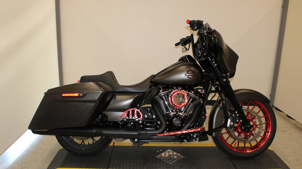 Street Glide® Special