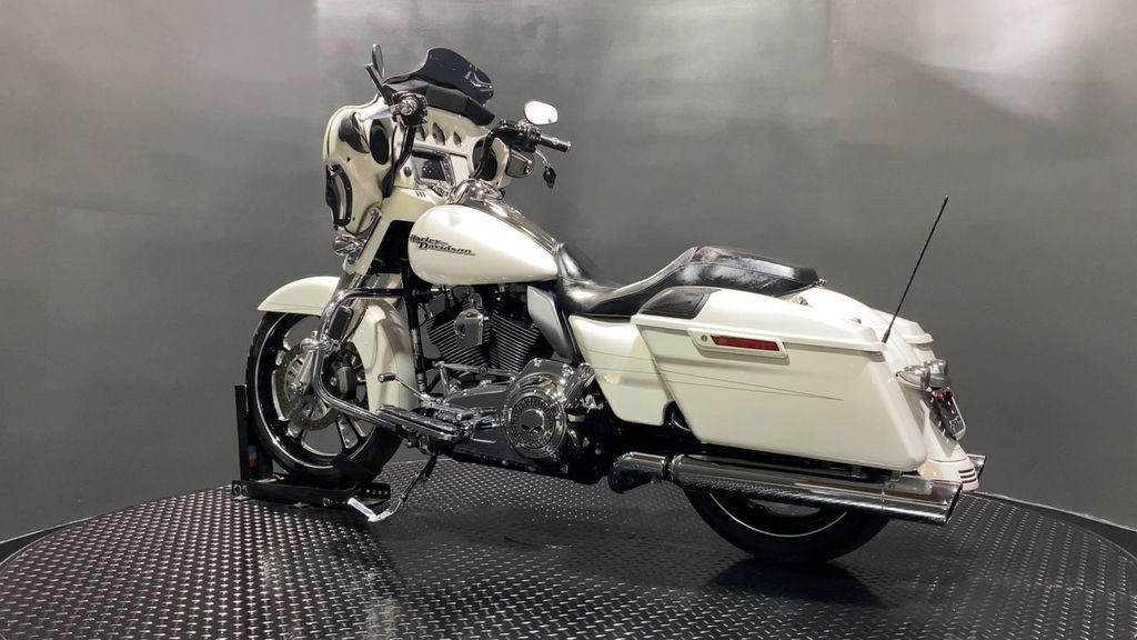 Street Glide® Special
