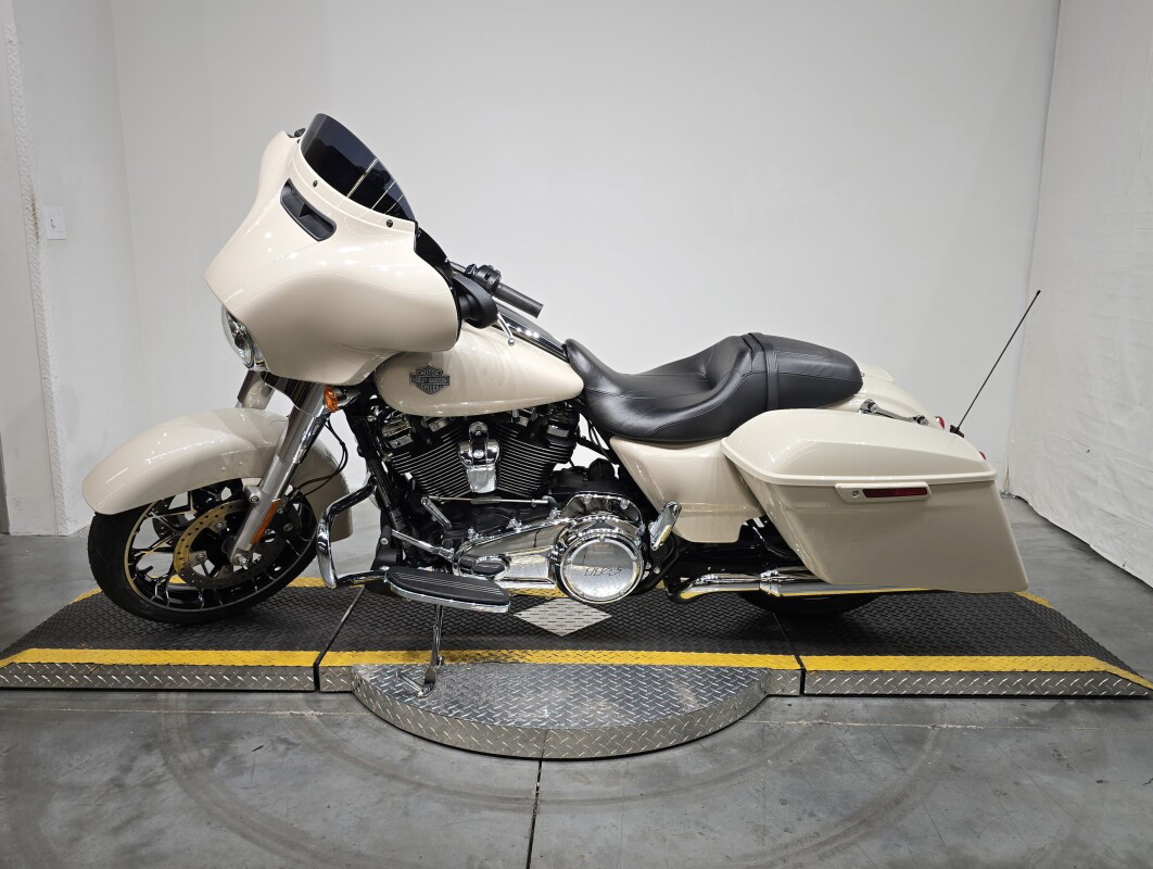 Street Glide® Special