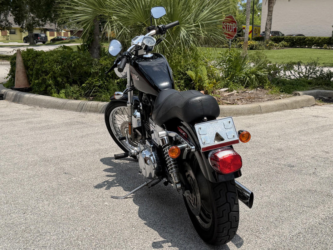 Sportster® 1200 Custom