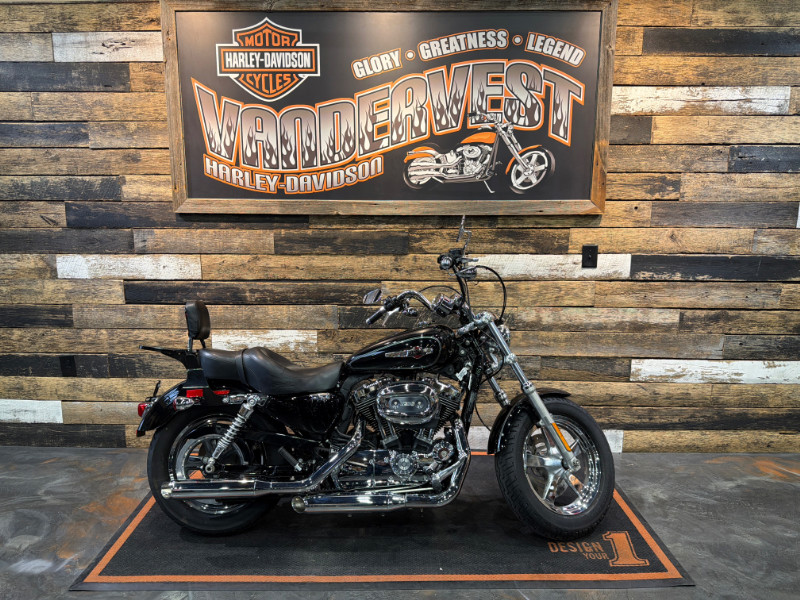 Sportster® 1200 Custom - H-D1 Factory Custom