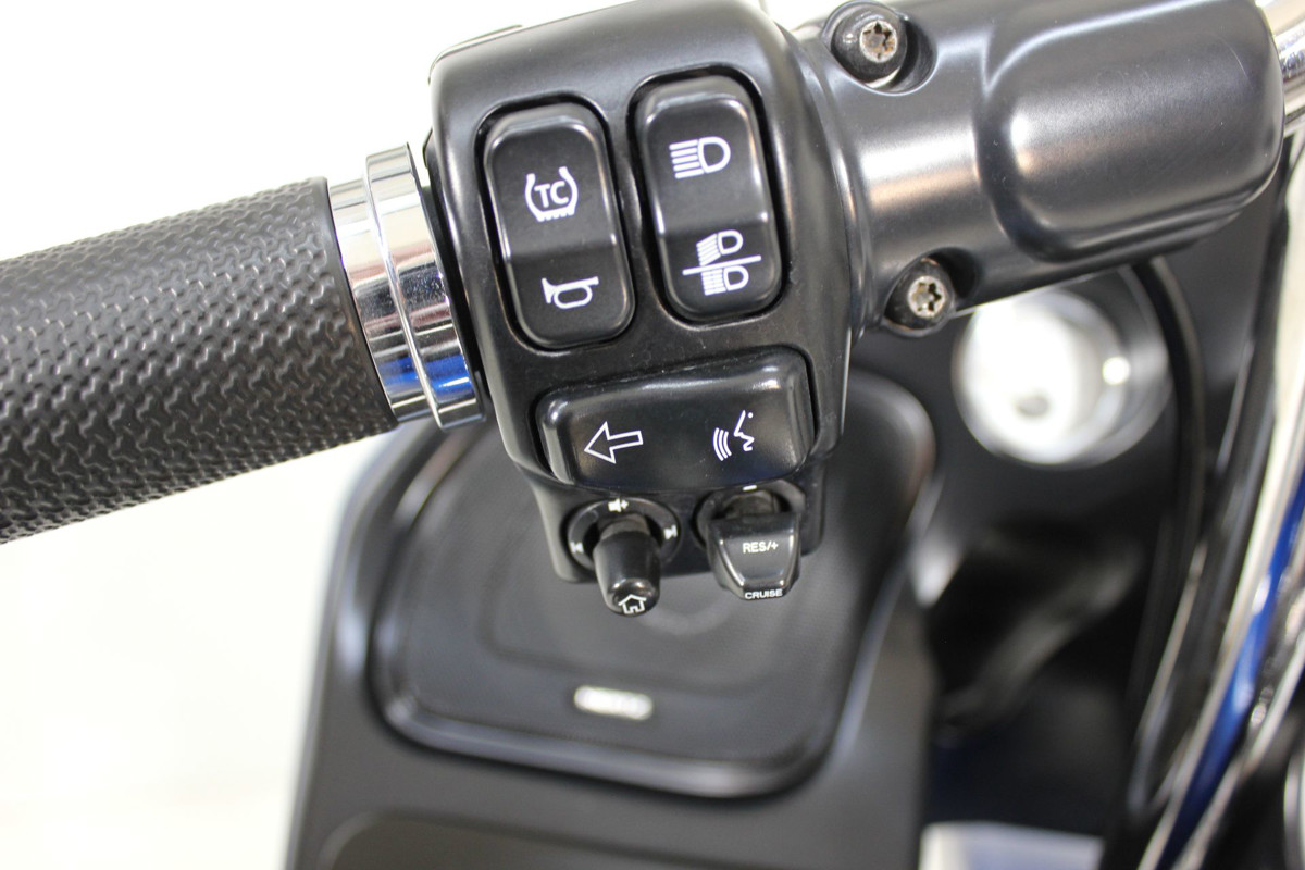 Road Glide®