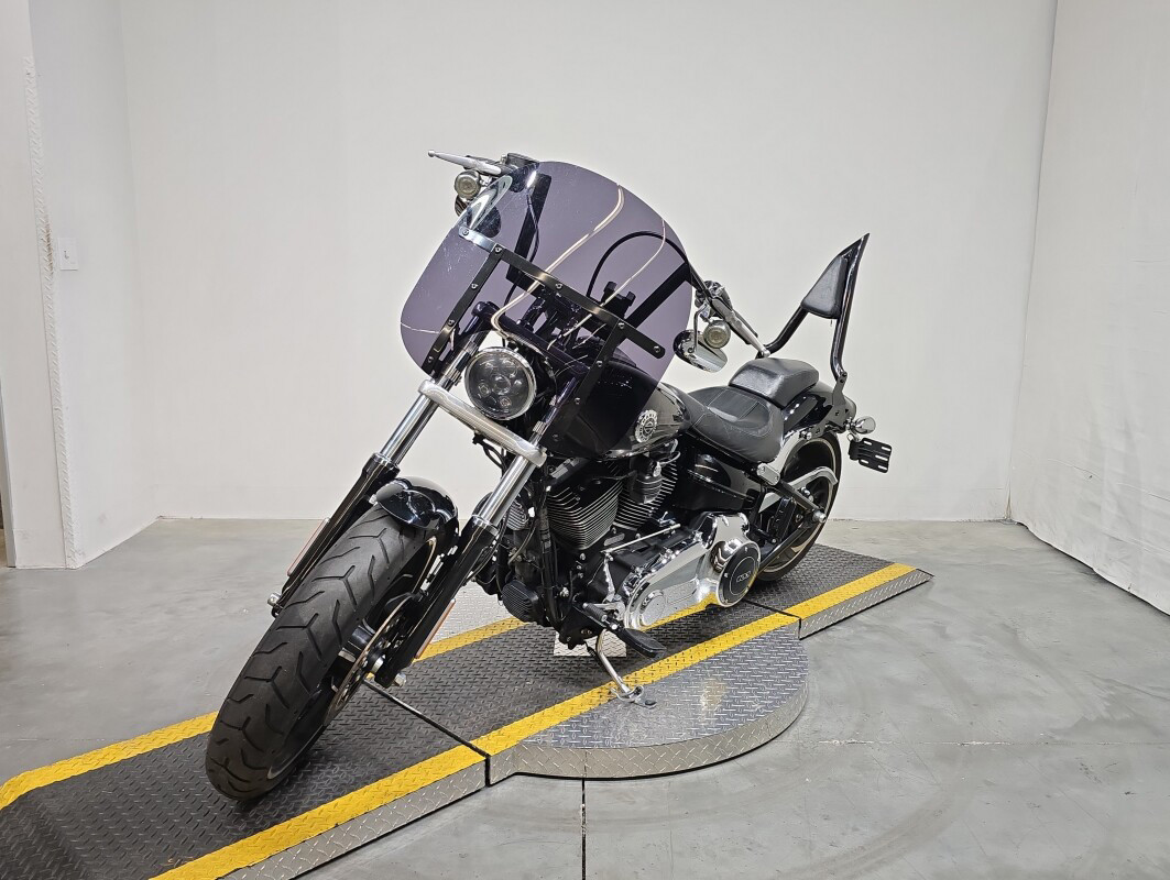 Softail® Breakout®