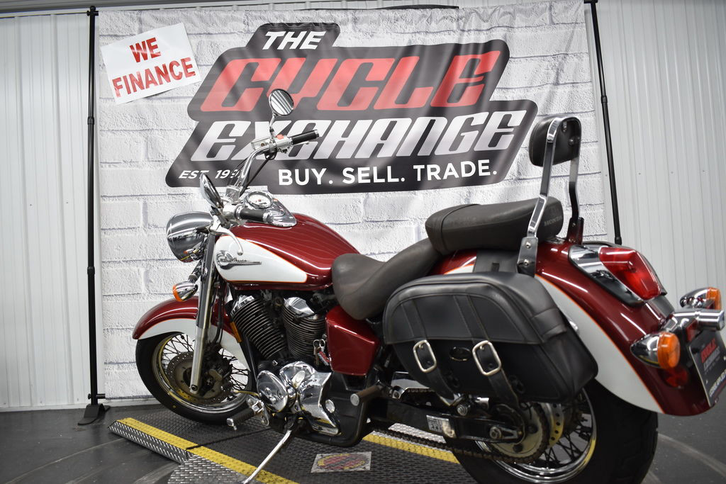 Shadow 750 ACE Deluxe