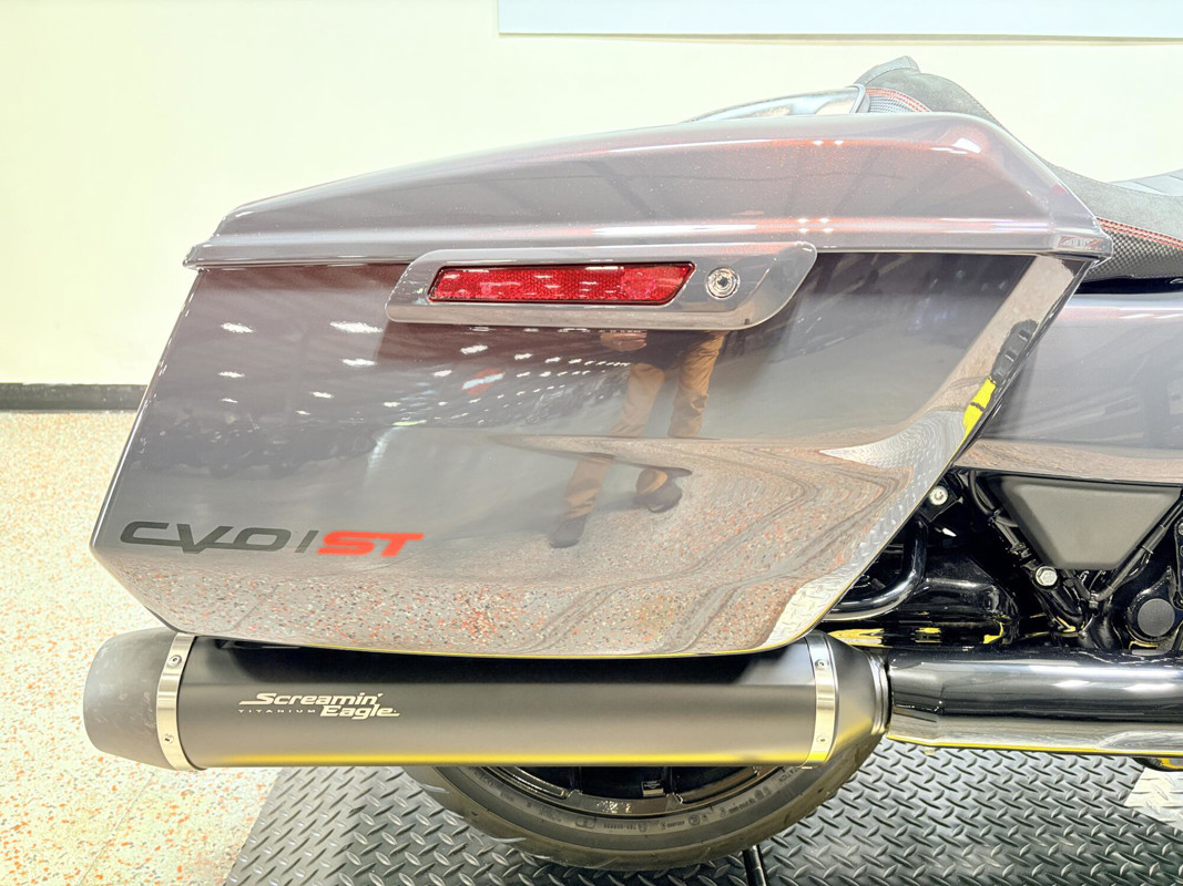 CVO® Street Glide® ST