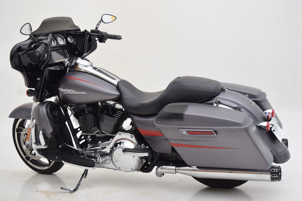 Street Glide® Special