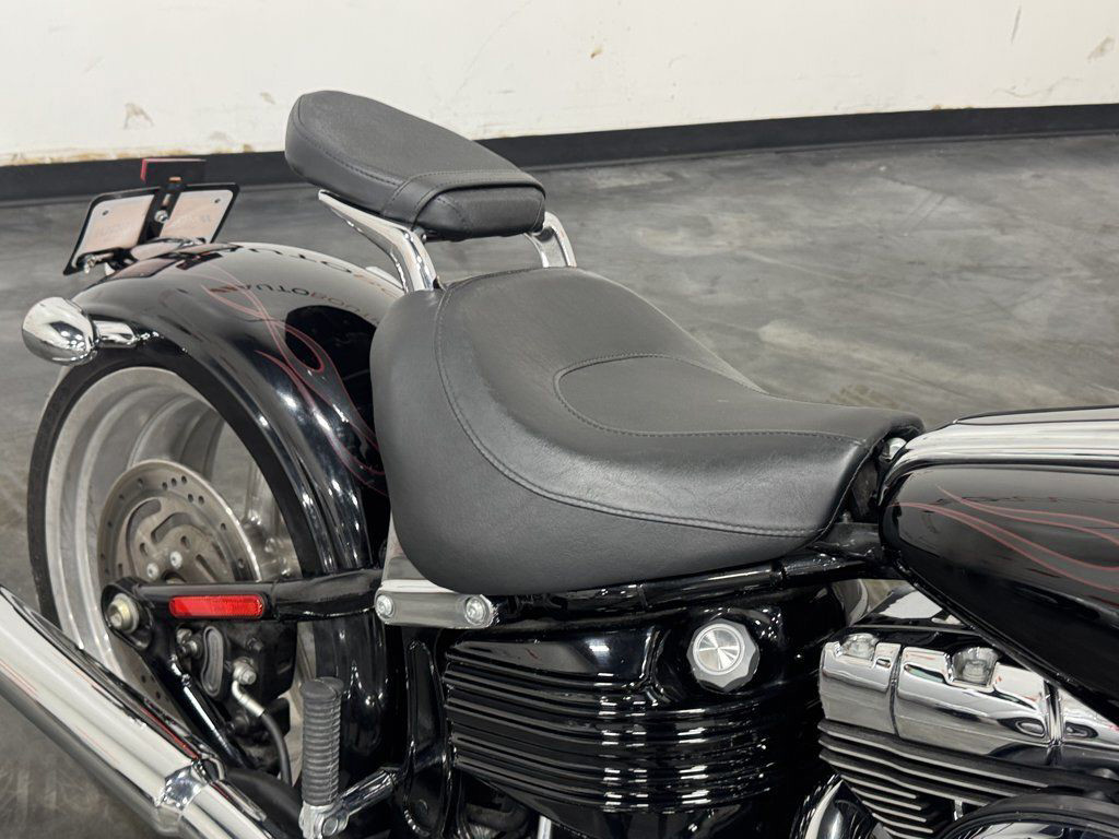 Softail® Rocker® C