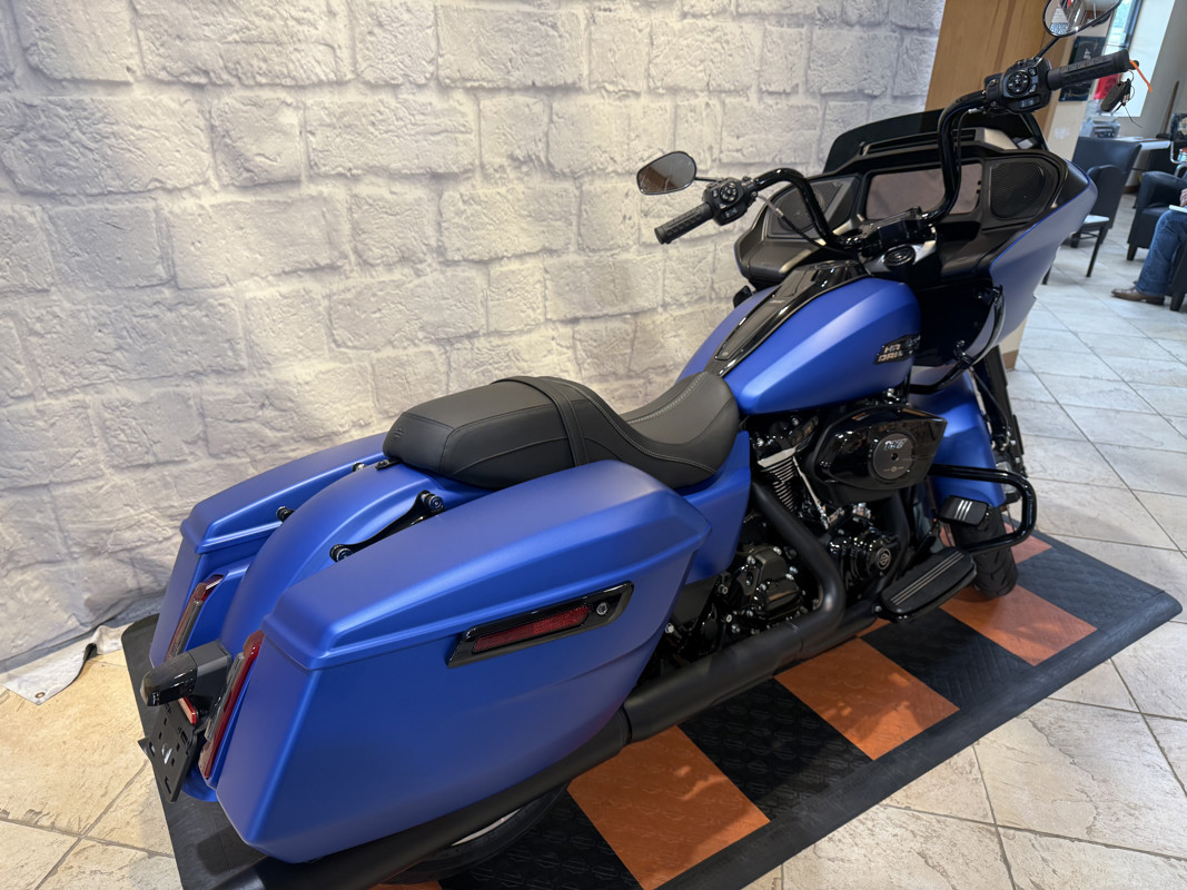 Road Glide®