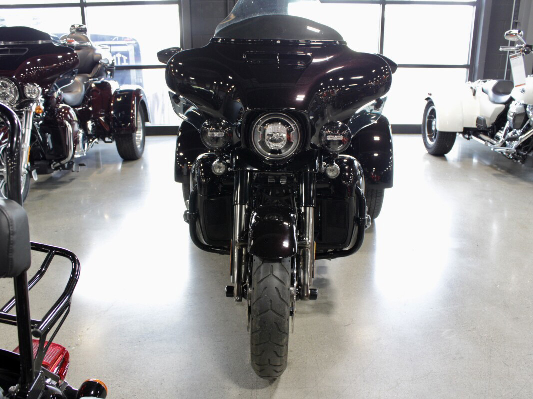 CVO® Tri Glide® Ultra