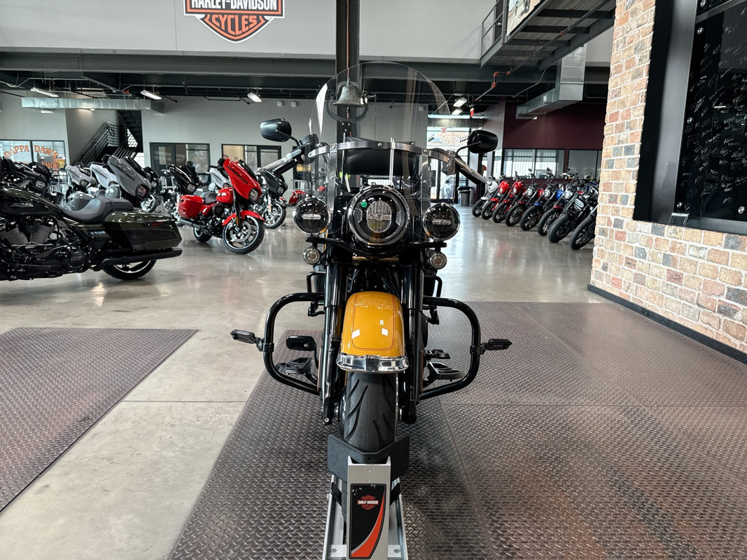 Heritage Classic 114