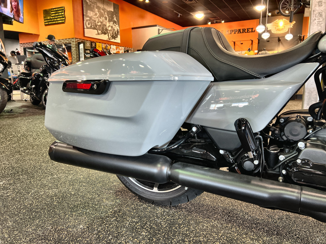Road Glide®