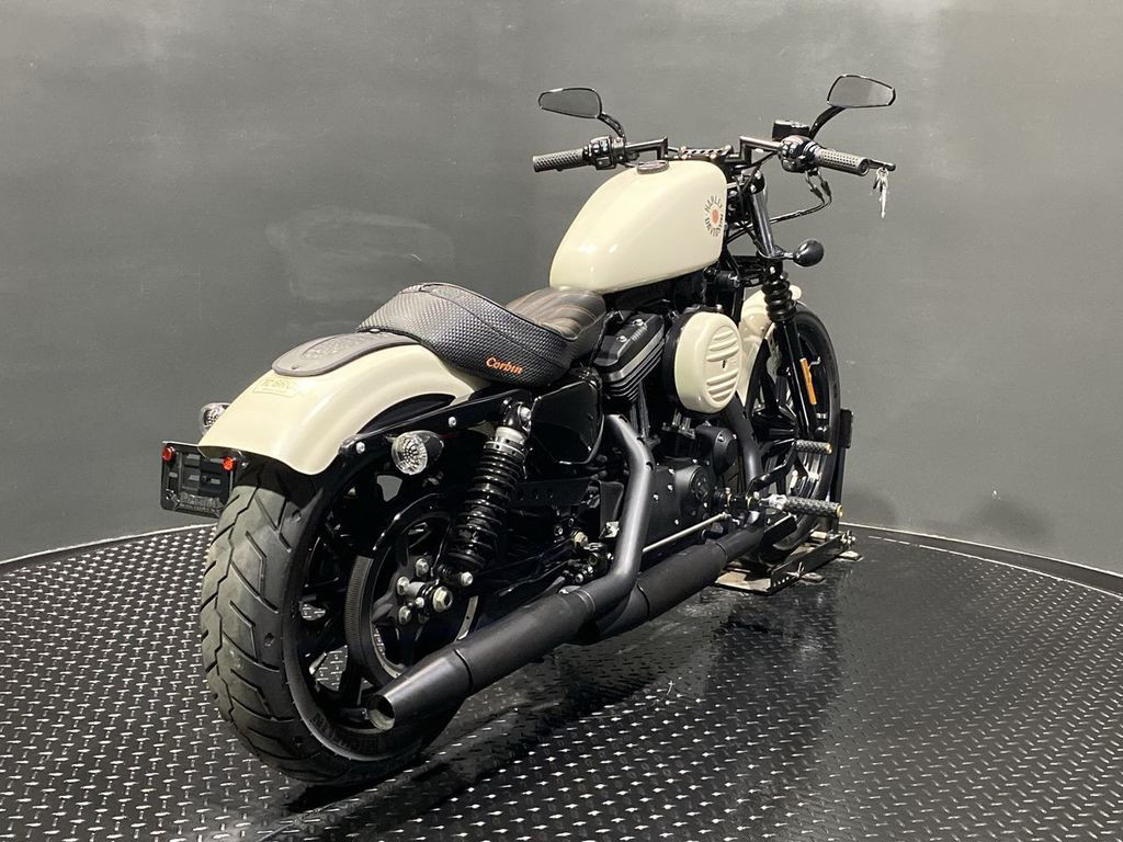 Iron 883®