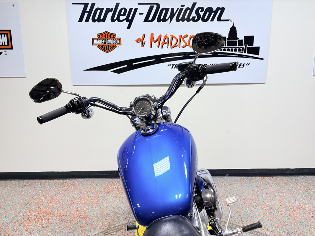 Sportster® 883 Custom