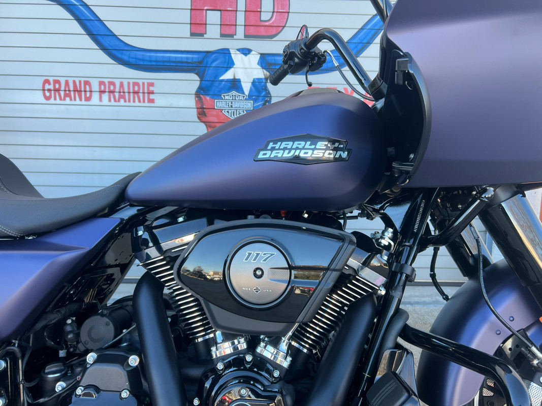 Road Glide®