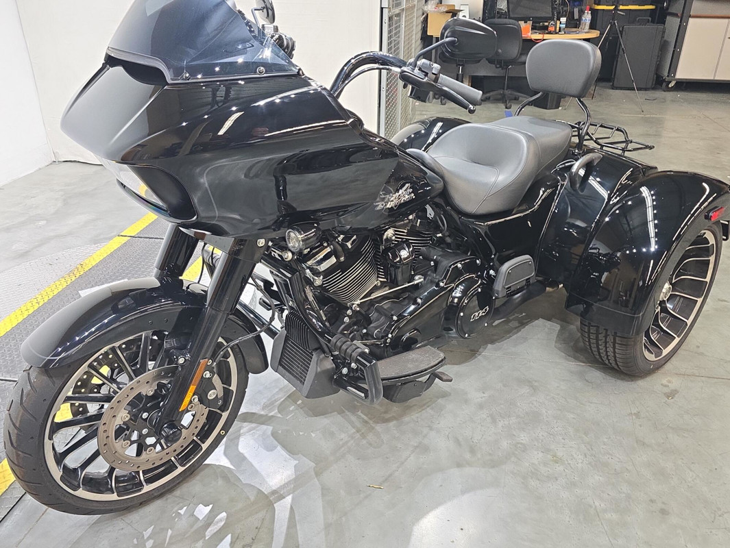 Road Glide® 3
