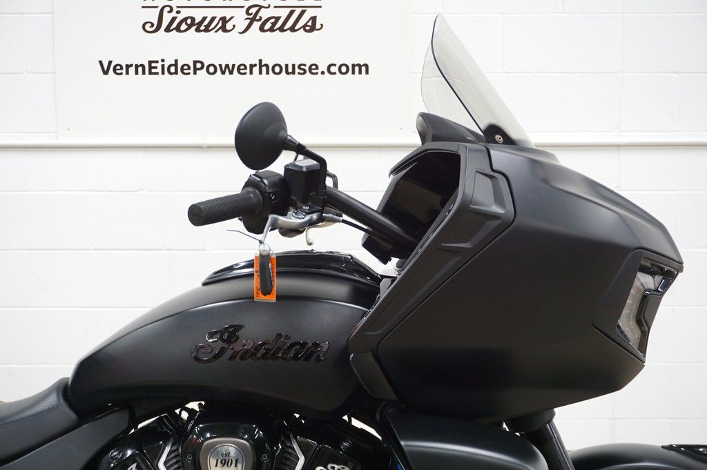 Pursuit Dark Horse Premium Package