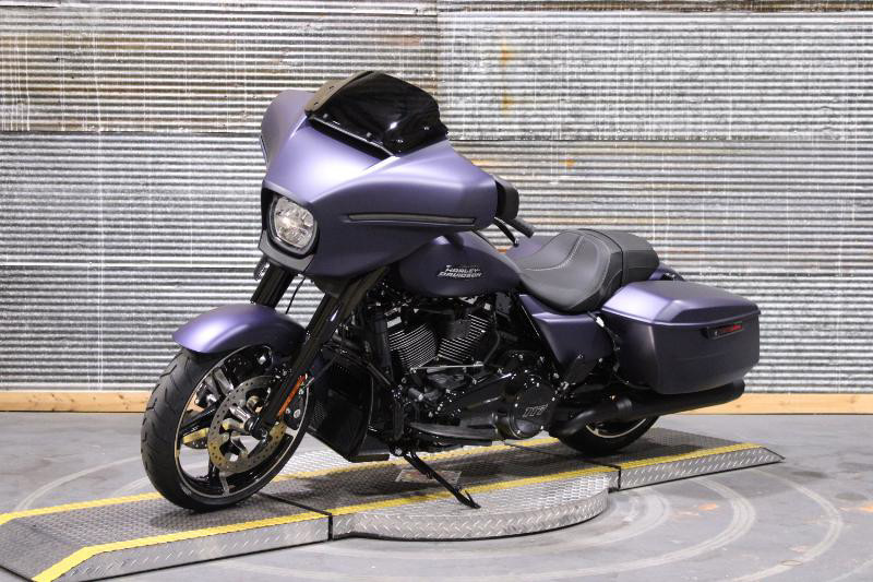 Street Glide®