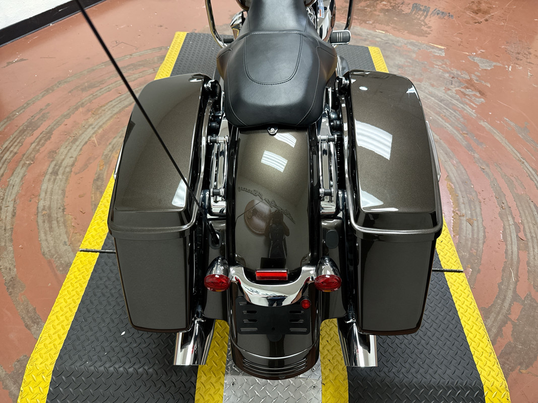 Street Glide®