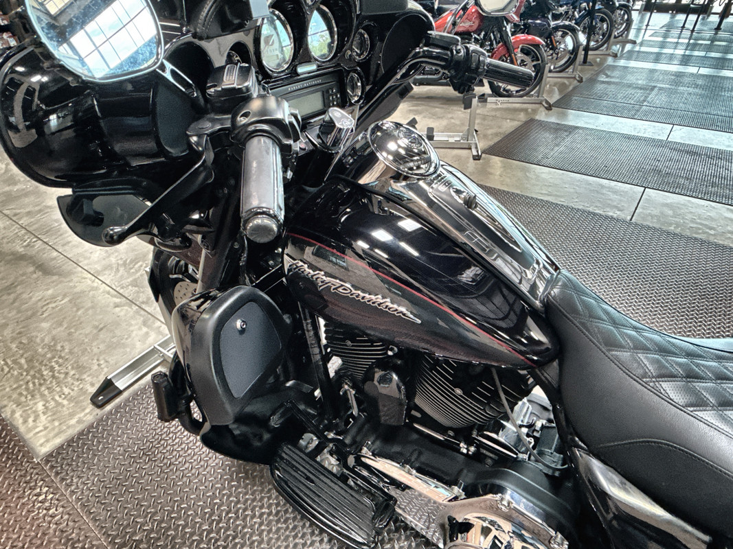 CVO® Ultra Classic® Electra Glide® 