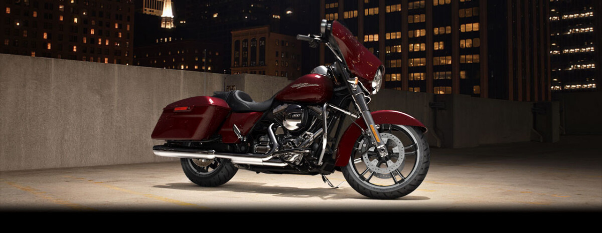 Street Glide®