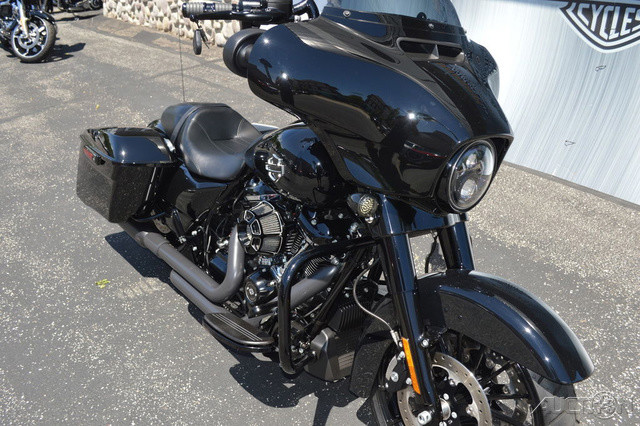 Street Glide® Special