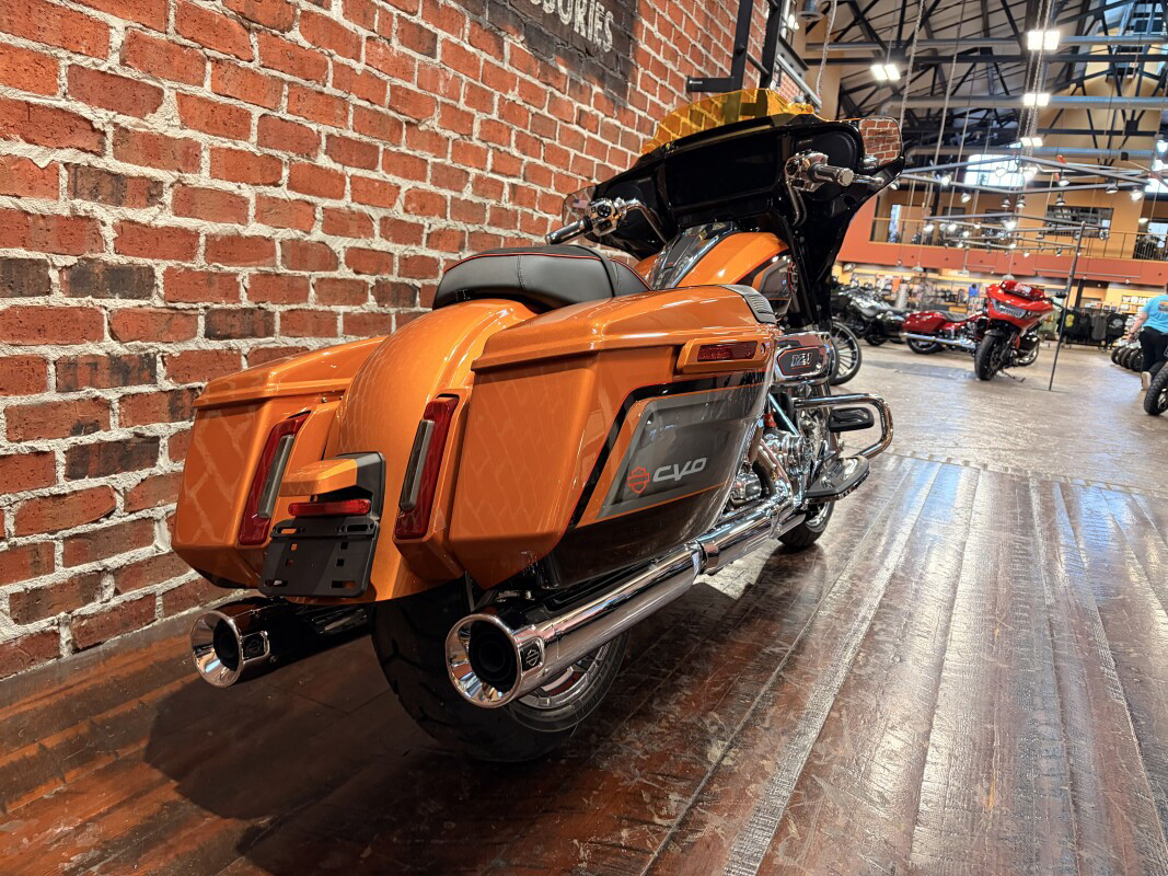 CVO® Street Glide®