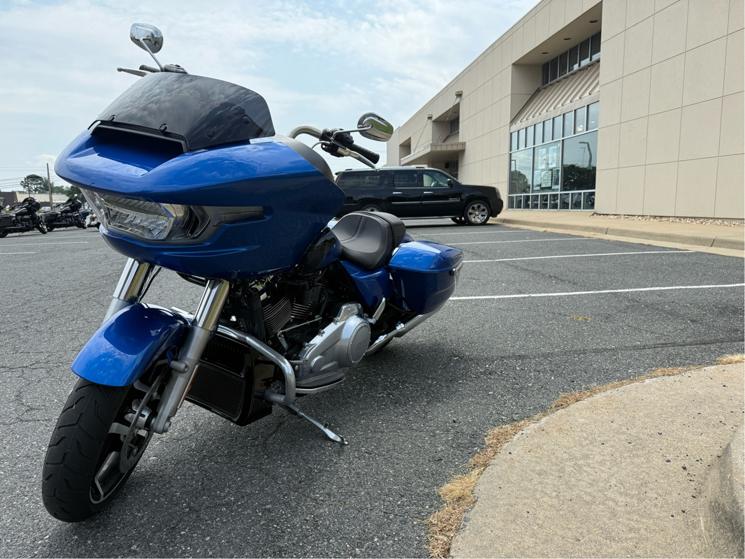 Road Glide®
